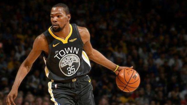 在現代足球 在現代足球