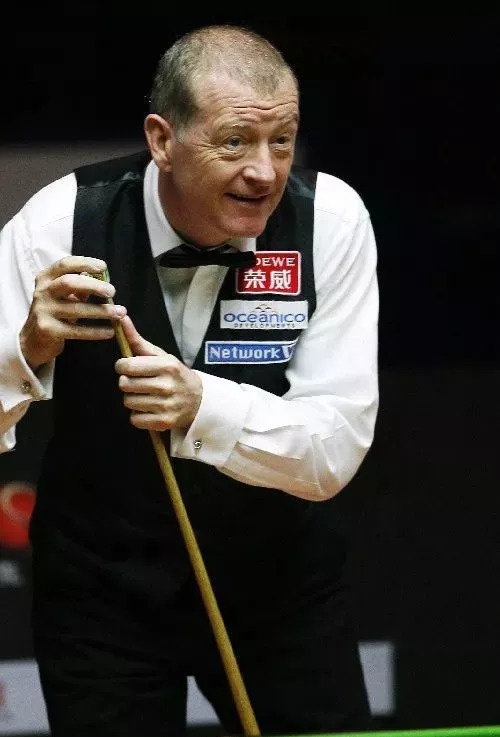 足球环境中 足球环境中