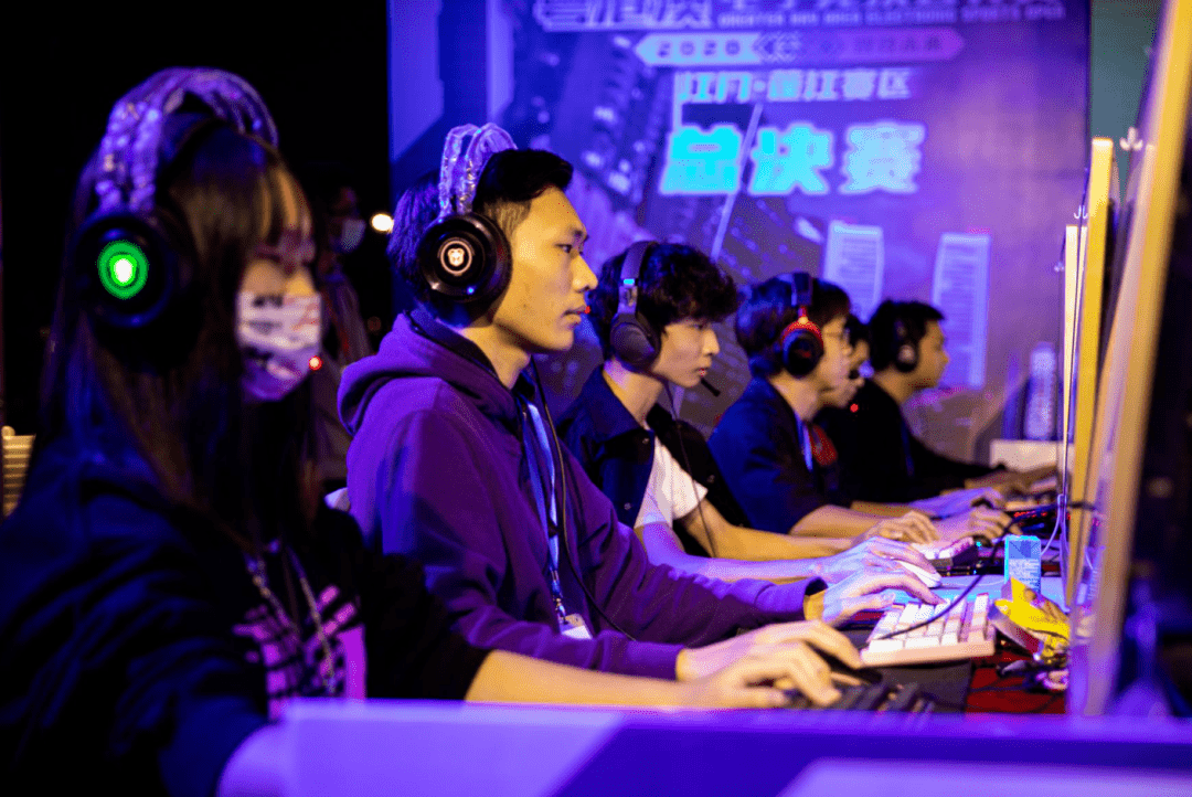 不断转换状 不断转换状